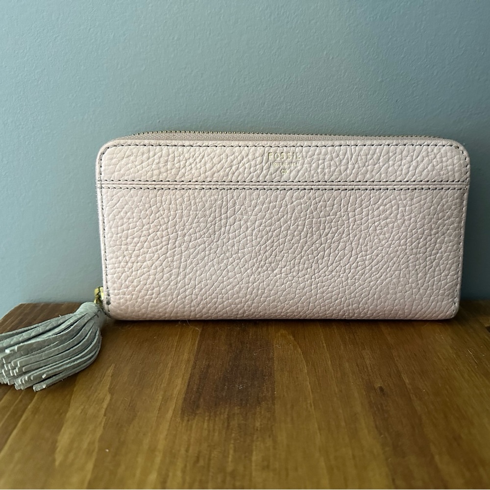 Fossil wallet